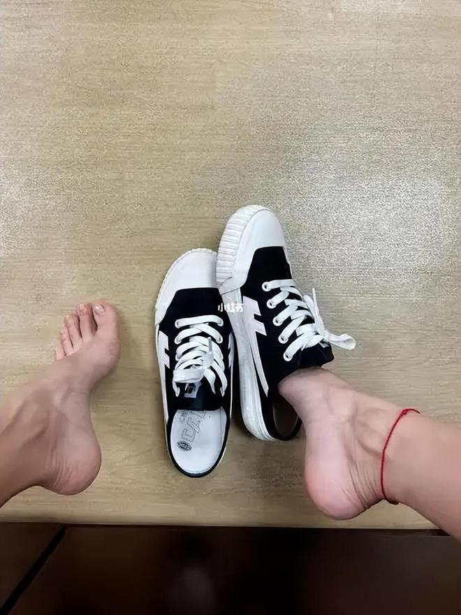 品牌听着洋气实际都是智商税你有吗？球盟会登录平台不建议买的4个运动鞋(图2)