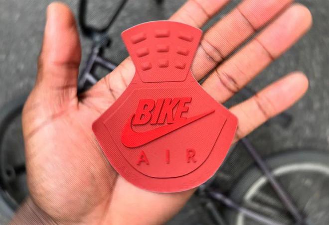 AJ4 联名曝光！完整实物泄露！球盟会网站今年「BMX 大神」(图3)